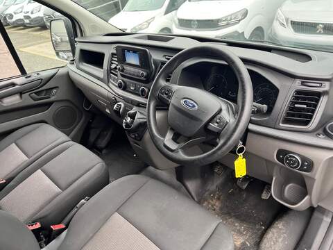 Ford Transit Custom 300 EcoBlue Leader - U15097