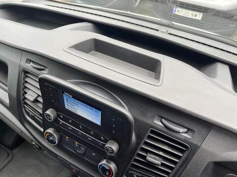 Ford Transit Custom 300 EcoBlue Leader - U15097