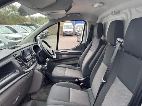 Ford Transit Custom 300 EcoBlue Leader - U15097