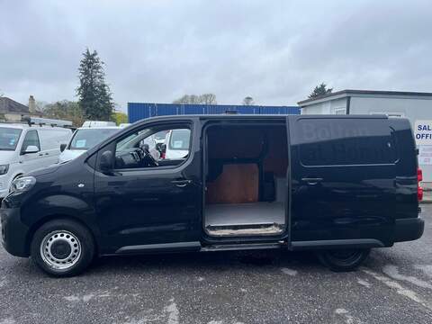 Peugeot Expert BlueHDi 1200 Professional - U15102