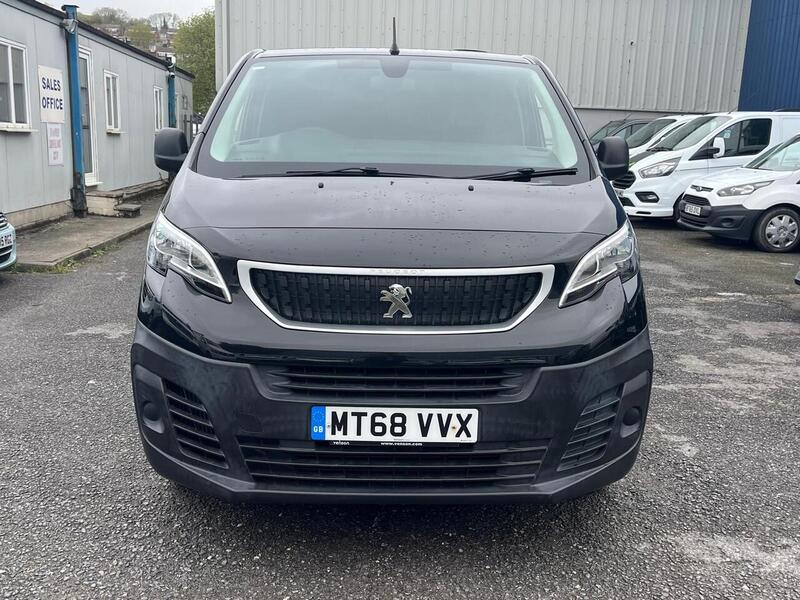 Peugeot Expert BlueHDi 1200 Professional - U15102