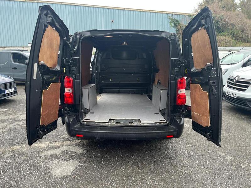 Peugeot Expert BlueHDi 1200 Professional - U15102