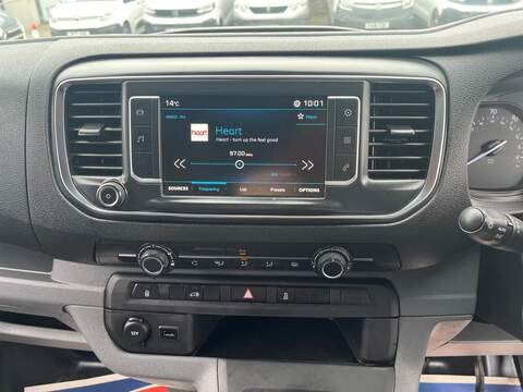 Peugeot Expert BlueHDi 1200 Professional - U15102