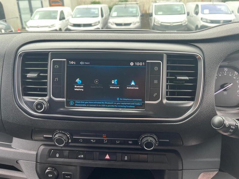 Peugeot Expert BlueHDi 1200 Professional - U15102