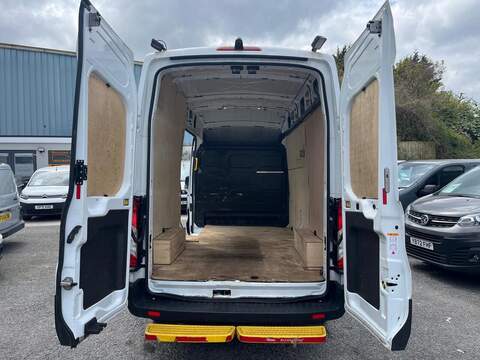 Ford Transit 350 EcoBlue Leader - U15106