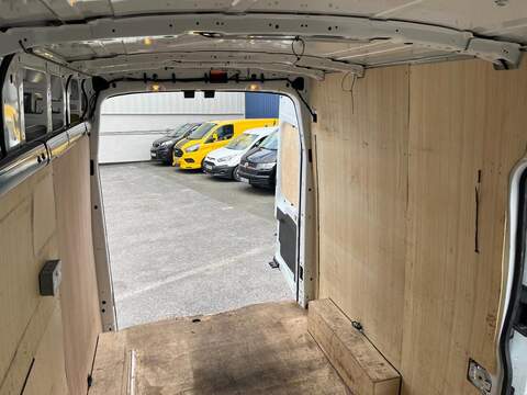 Ford Transit 350 EcoBlue Leader - U15106
