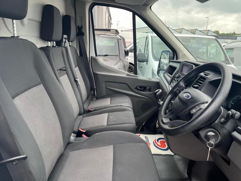 Ford Transit 350 EcoBlue Leader - U15106