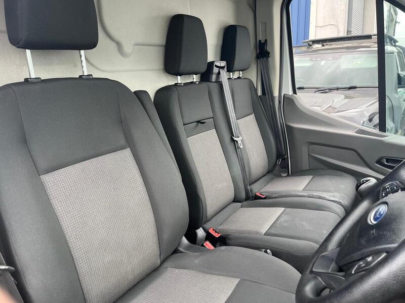 Ford Transit 350 EcoBlue Leader - U15106