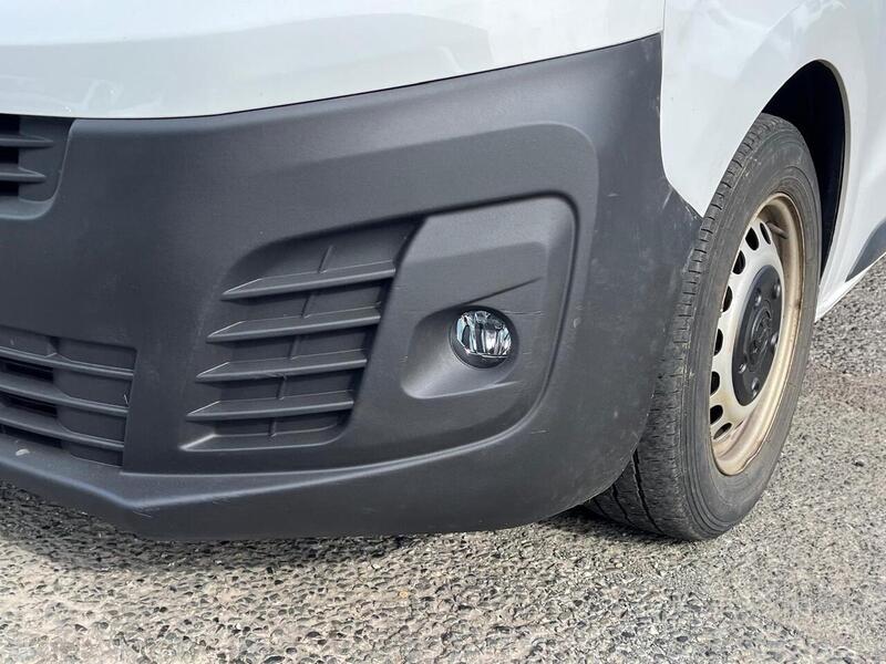 Vauxhall Vivaro Turbo D 2700 Dynamic - U15107