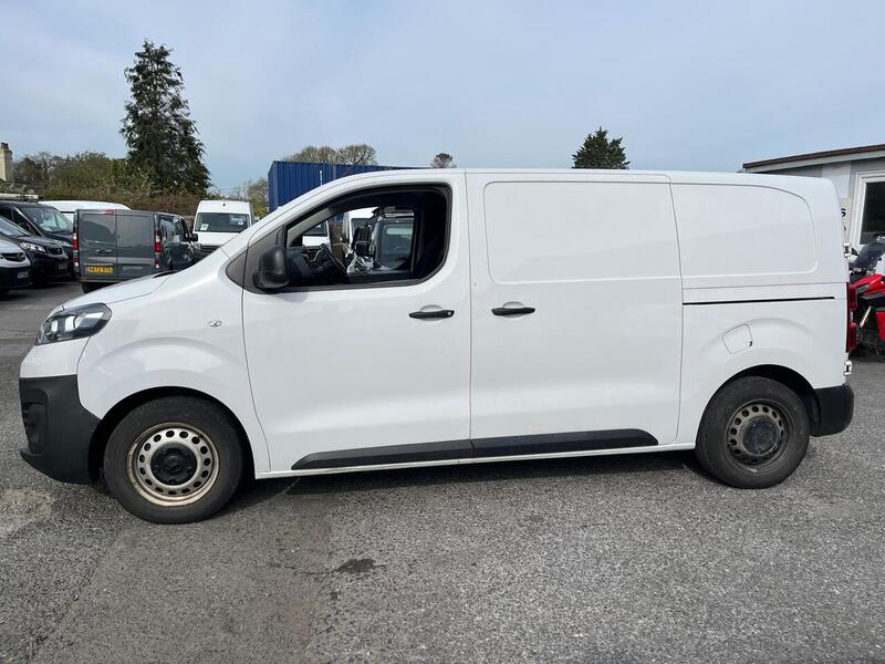 Vauxhall Vivaro Turbo D 2700 Dynamic - U15107
