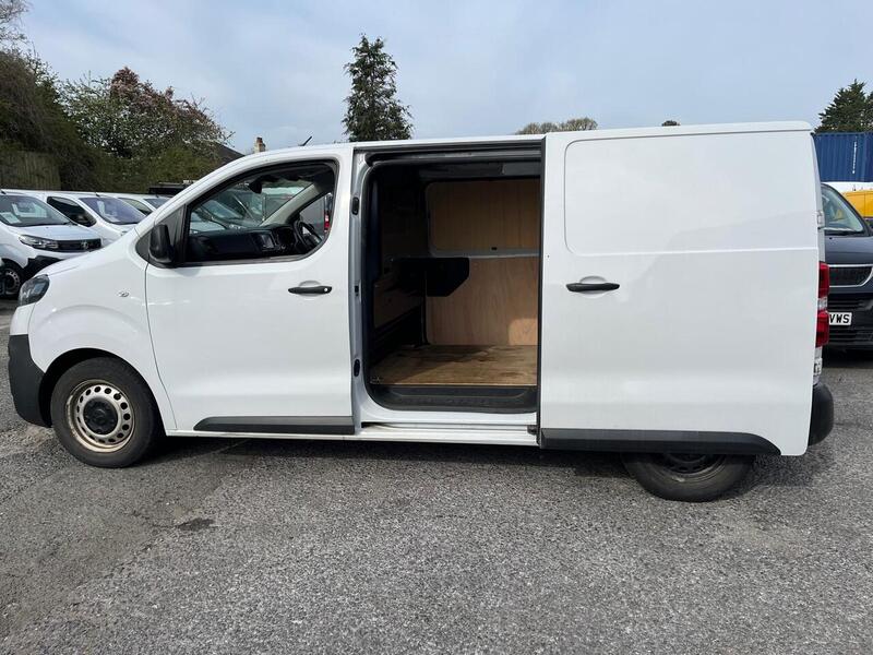 Vauxhall Vivaro Turbo D 2700 Dynamic - U15107