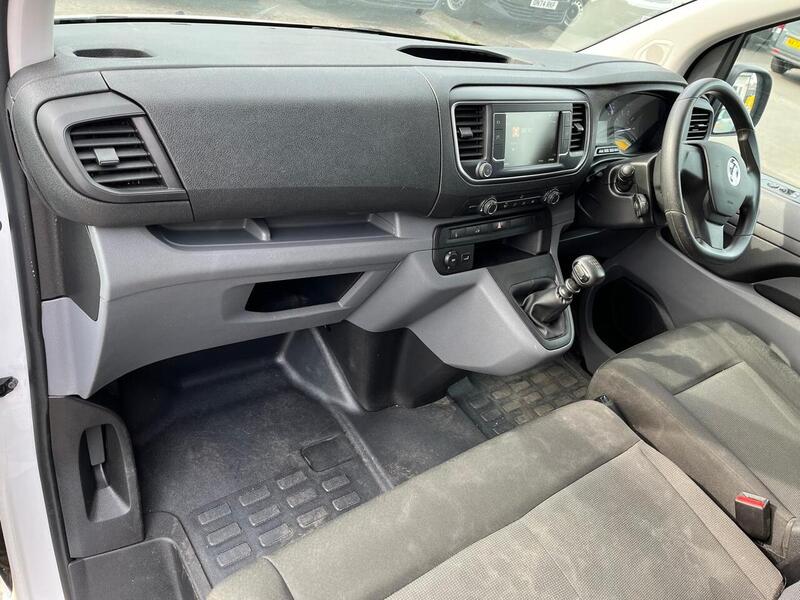 Vauxhall Vivaro Turbo D 2700 Dynamic - U15107
