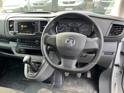 Vauxhall Vivaro Turbo D 2700 Dynamic - U15107