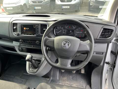 Vauxhall Vivaro Turbo D 2700 Dynamic - U15107