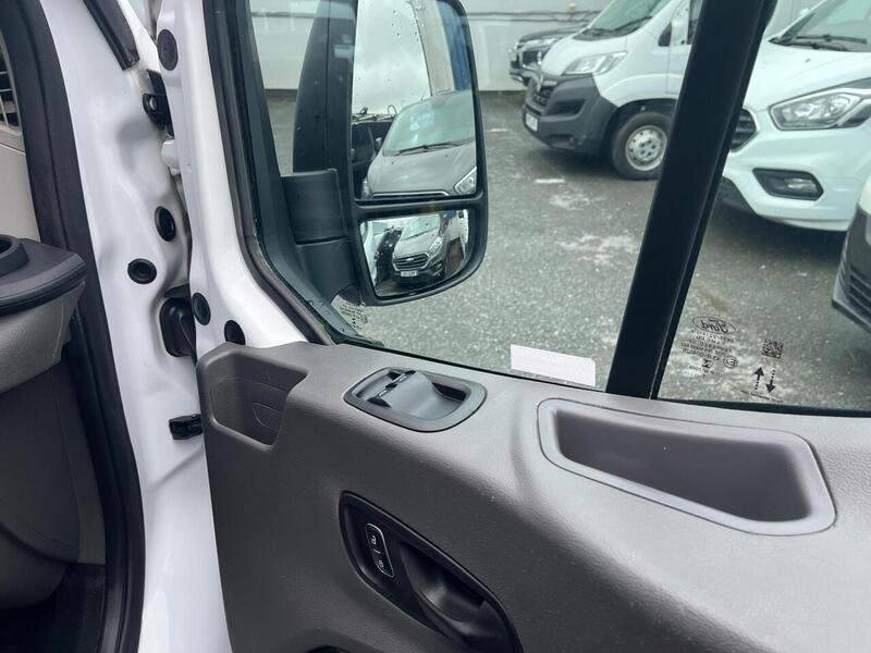 Ford Transit 350 EcoBlue Leader - U15110