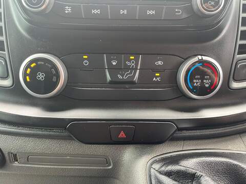 Ford Transit 350 EcoBlue Leader - U15110