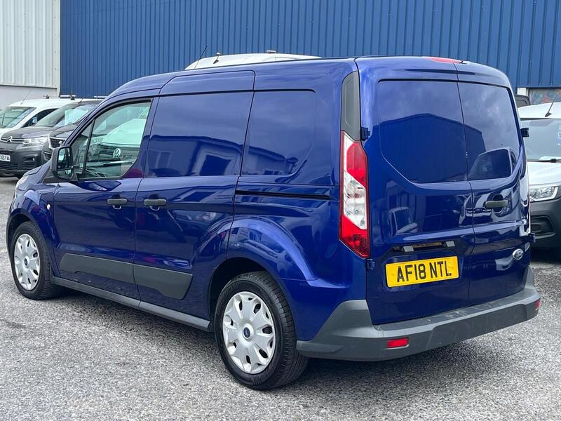 Ford Transit Connect TDCi 220 Trend - U15112
