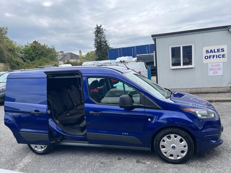Ford Transit Connect TDCi 220 Trend - U15112