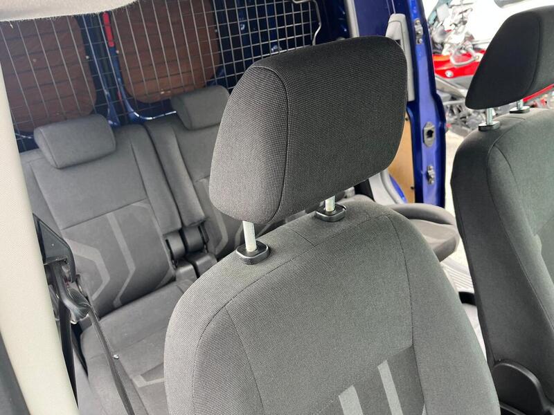 Ford Transit Connect TDCi 220 Trend - U15112