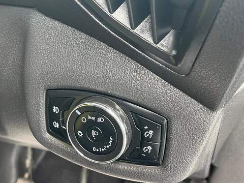 Ford Transit Connect TDCi 220 Trend - U15112