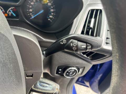 Ford Transit Connect TDCi 220 Trend - U15112