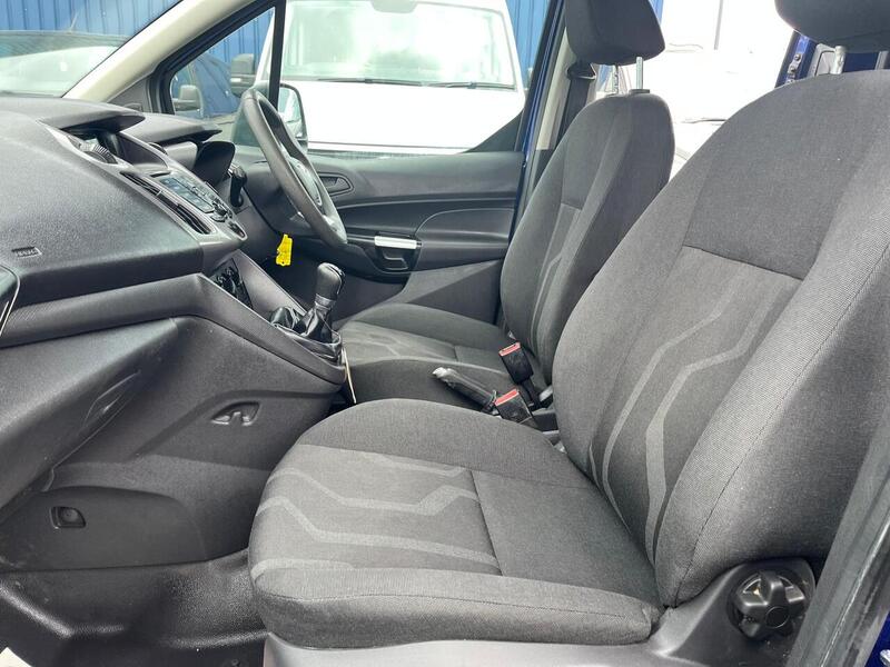 Ford Transit Connect TDCi 220 Trend - U15112