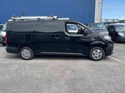 Peugeot Expert BlueHDi 1200 Professional - U15117