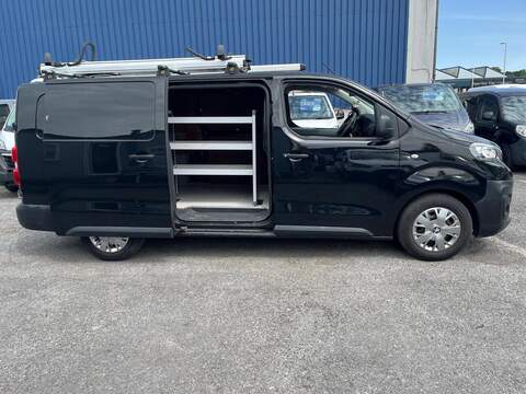Peugeot Expert BlueHDi 1200 Professional - U15117