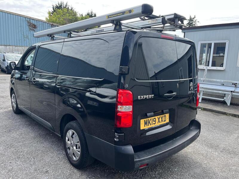 Peugeot Expert BlueHDi 1200 Professional - U15117