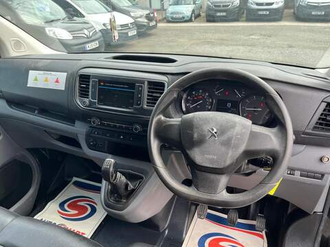 Peugeot Expert BlueHDi 1200 Professional - U15117
