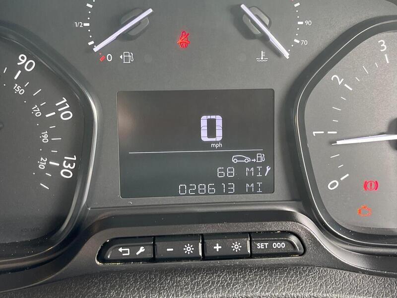 Peugeot Expert BlueHDi 1200 Professional - U15117