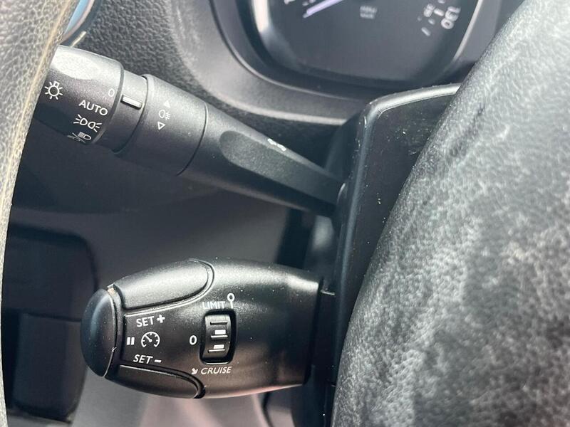 Peugeot Expert BlueHDi 1200 Professional - U15117