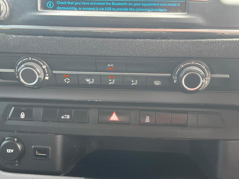 Peugeot Expert BlueHDi 1200 Professional - U15117