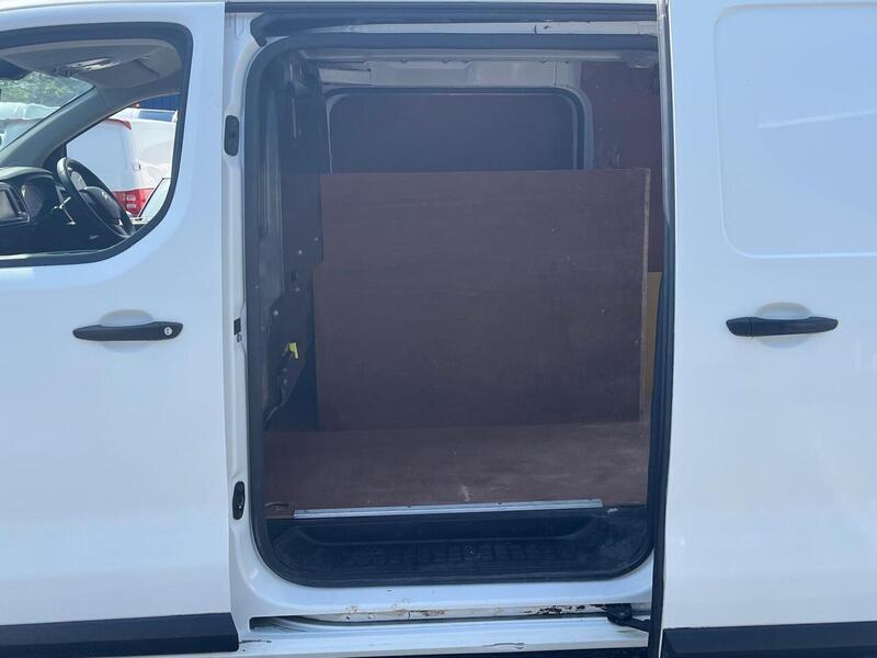 Citroen Dispatch BlueHDi 1000 Enterprise M - U15122