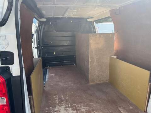 Citroen Dispatch BlueHDi 1000 Enterprise M - U15122