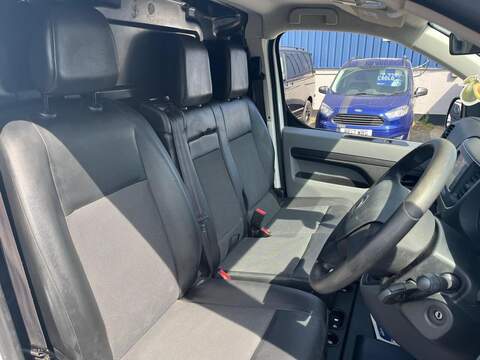 Citroen Dispatch BlueHDi 1000 Enterprise M - U15122