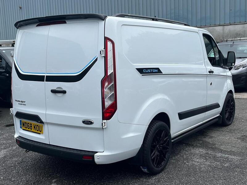 Ford Transit Custom 320 EcoBlue Trend - U15123