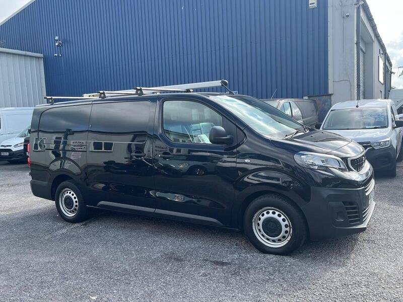 Peugeot Expert BlueHDi 1200 Professional - U15129