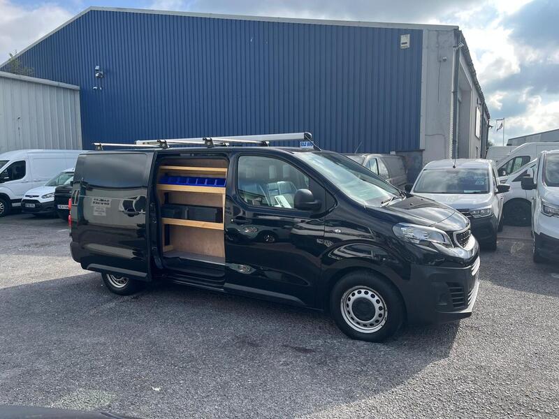 Peugeot Expert BlueHDi 1200 Professional - U15129