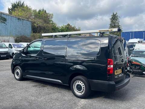Peugeot Expert BlueHDi 1200 Professional - U15129
