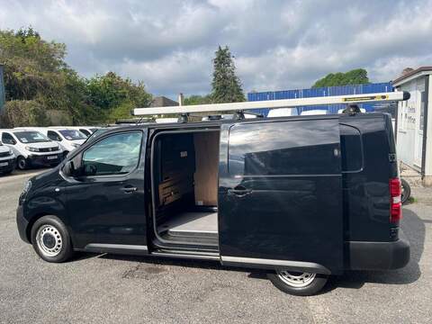Peugeot Expert BlueHDi 1200 Professional - U15129