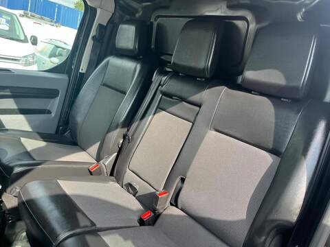 Peugeot Expert BlueHDi 1200 Professional - U15129