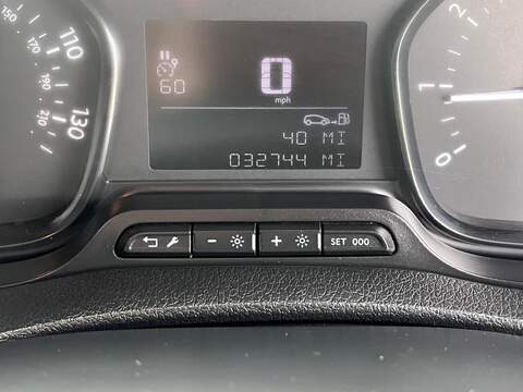 Peugeot Expert BlueHDi 1200 Professional - U15129