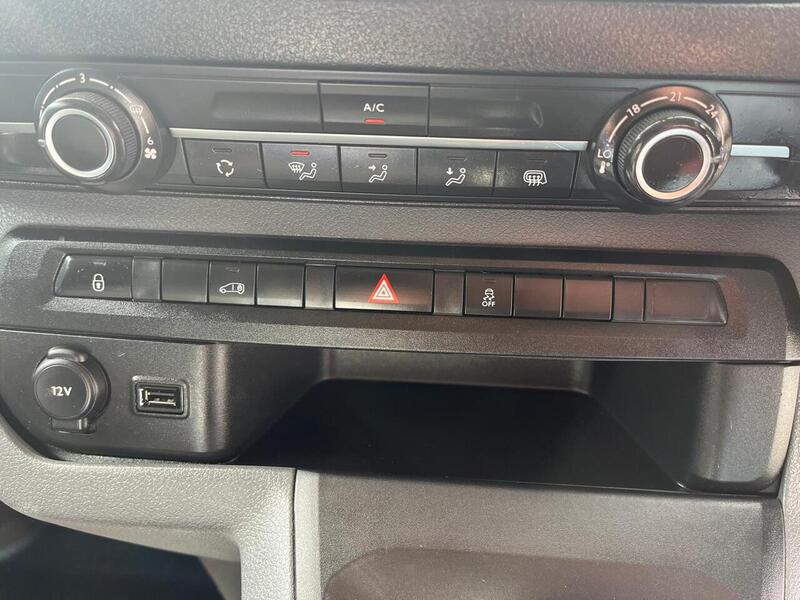 Peugeot Expert BlueHDi 1200 Professional - U15129