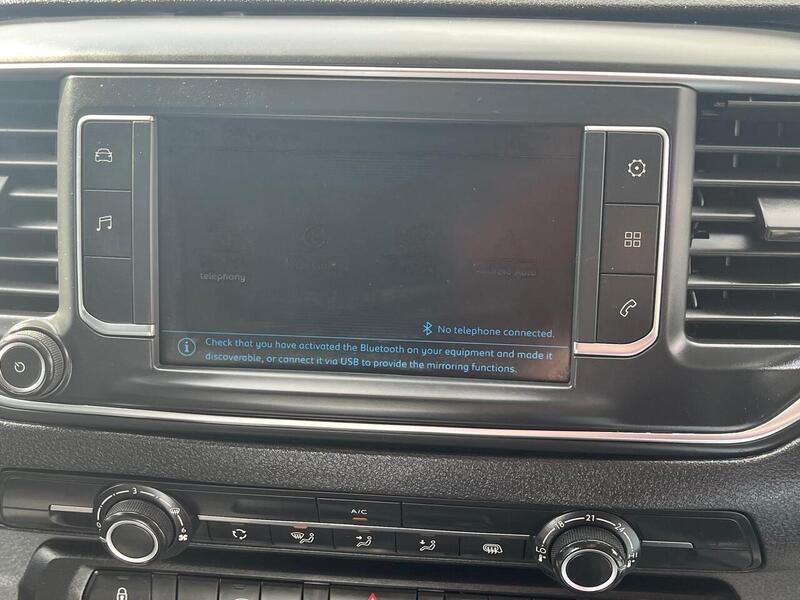 Peugeot Expert BlueHDi 1200 Professional - U15129