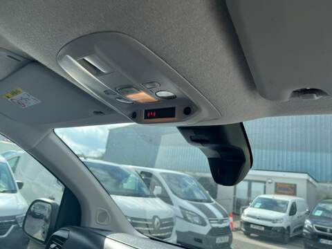 Peugeot Expert BlueHDi 1200 Professional - U15129