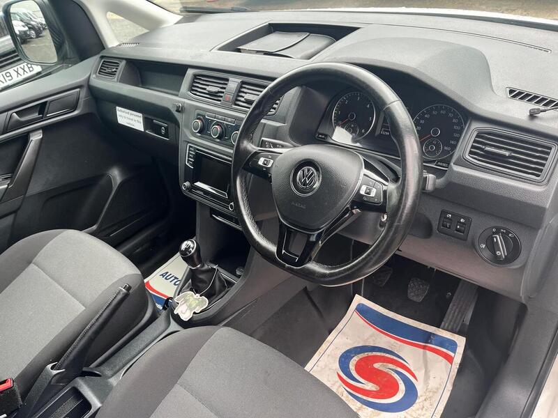 Volkswagen Caddy Maxi TDI C20 Startline - U15138