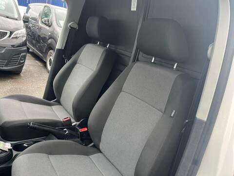 Volkswagen Caddy Maxi TDI C20 Startline - U15138