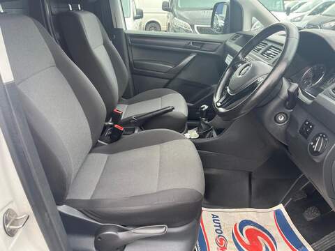 Volkswagen Caddy Maxi TDI C20 Startline - U15138