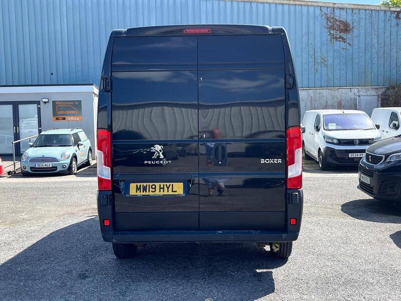 Peugeot Boxer BlueHDi 335 Professional - U15139